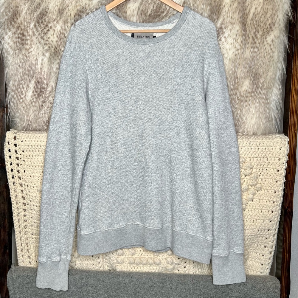 Hook & Echo Crew Neck Grey Sweater